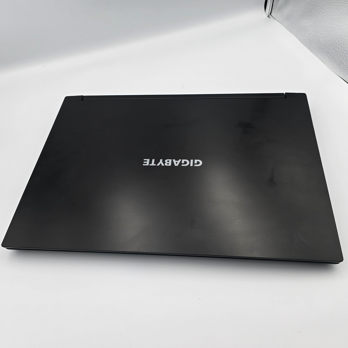 Gigabyte Gaming Laptop G5 MD 15.6" FHD 144Hz i5-11400H RTX 3050ti 16GB RAM 512GB