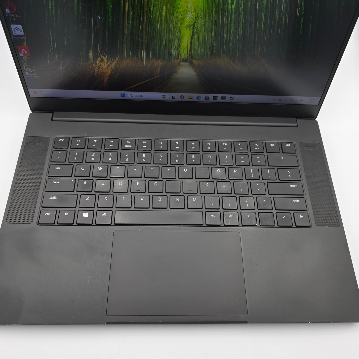 📌 Razer Blade 15  – GTX 1060 Max-Q – 16GB RAM – 256GB SSD + 2TB HDD 💻🔥