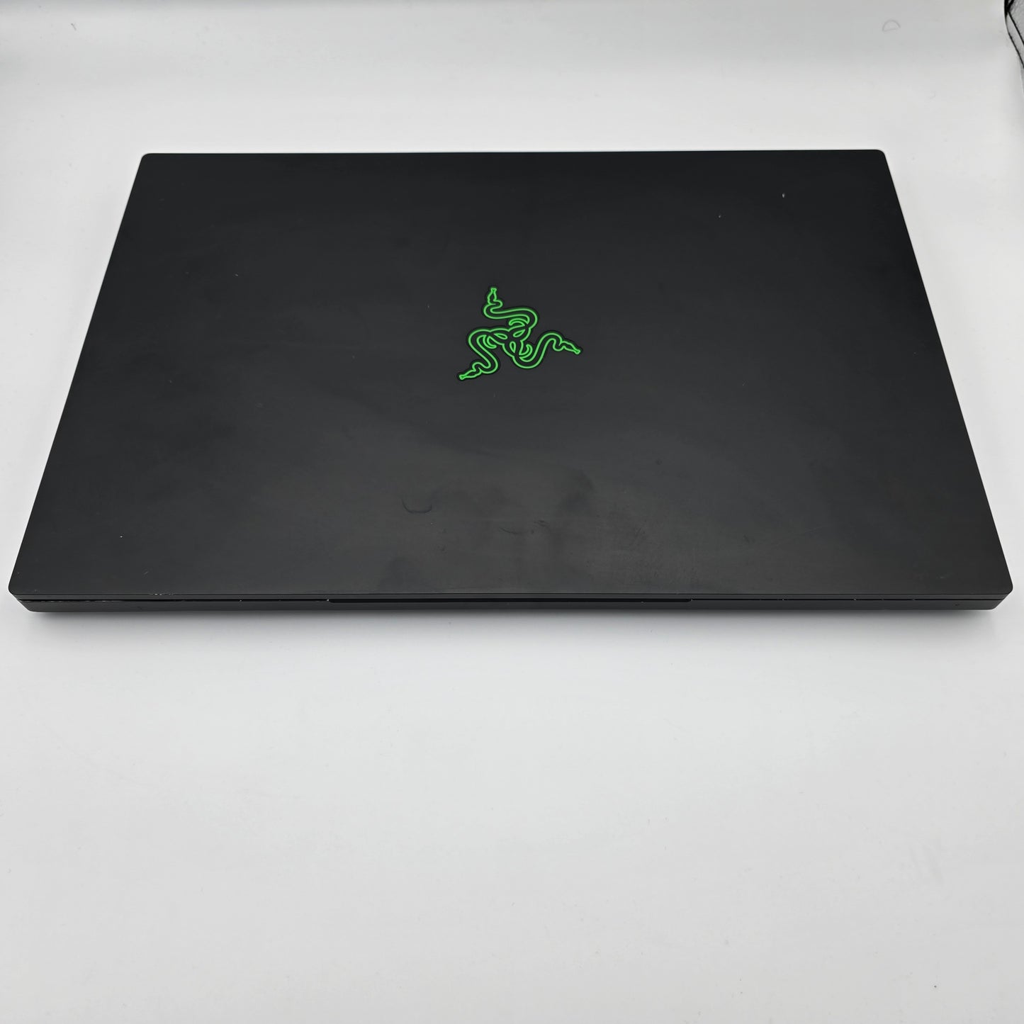 📌 Razer Blade 15  – GTX 1060 Max-Q – 16GB RAM – 256GB SSD + 2TB HDD 💻🔥